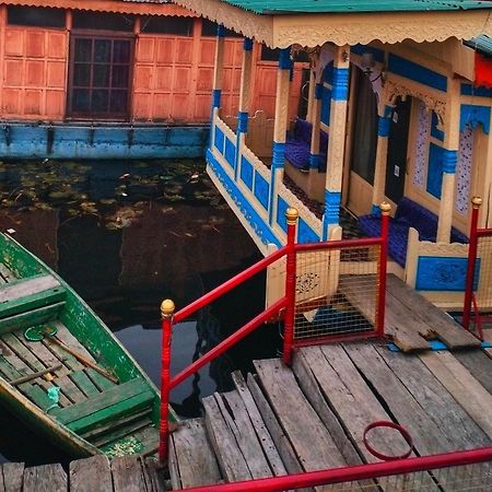 Srīnagar Lala Rukh Group Of Houseboats酒店 外观 照片