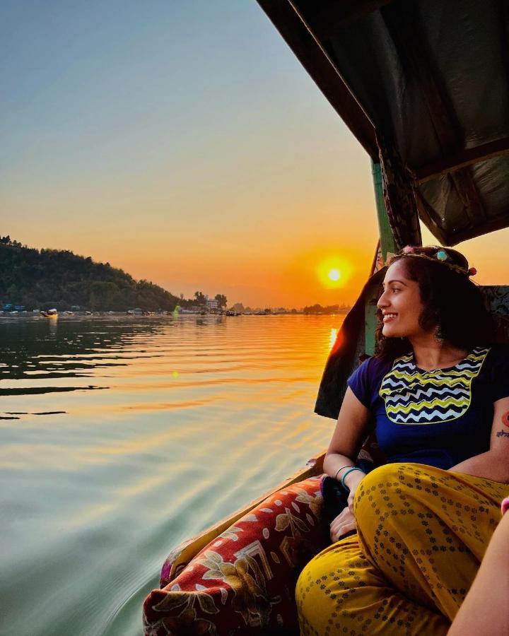 Srīnagar Lala Rukh Group Of Houseboats酒店 外观 照片