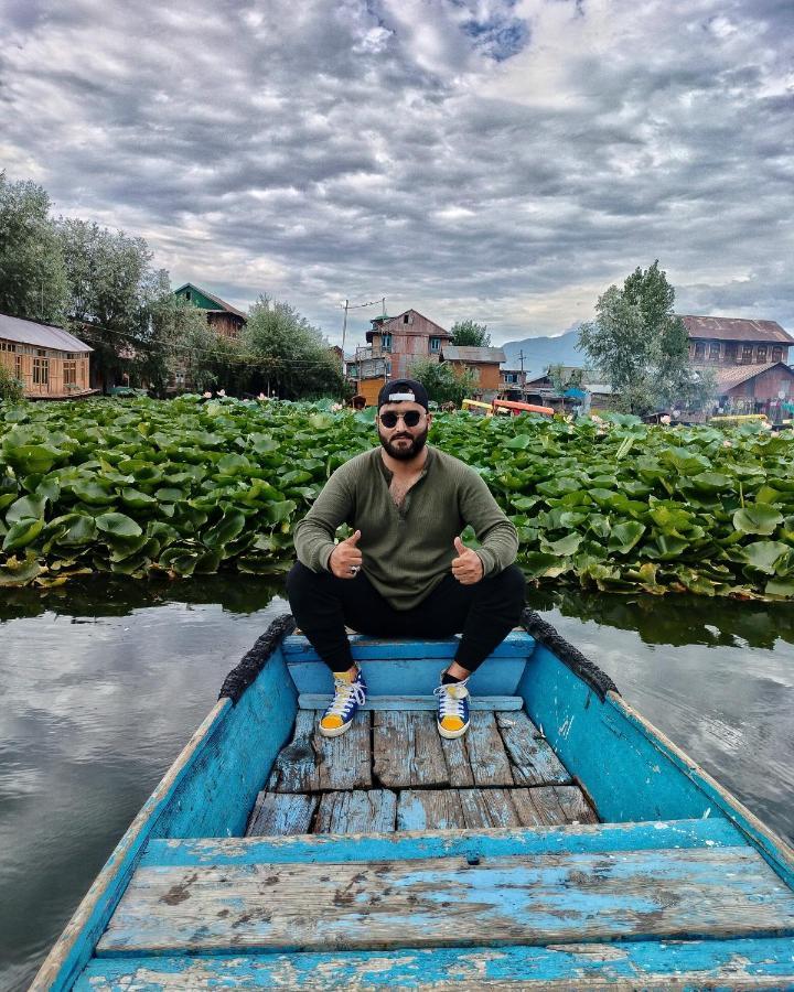 Srīnagar Lala Rukh Group Of Houseboats酒店 外观 照片