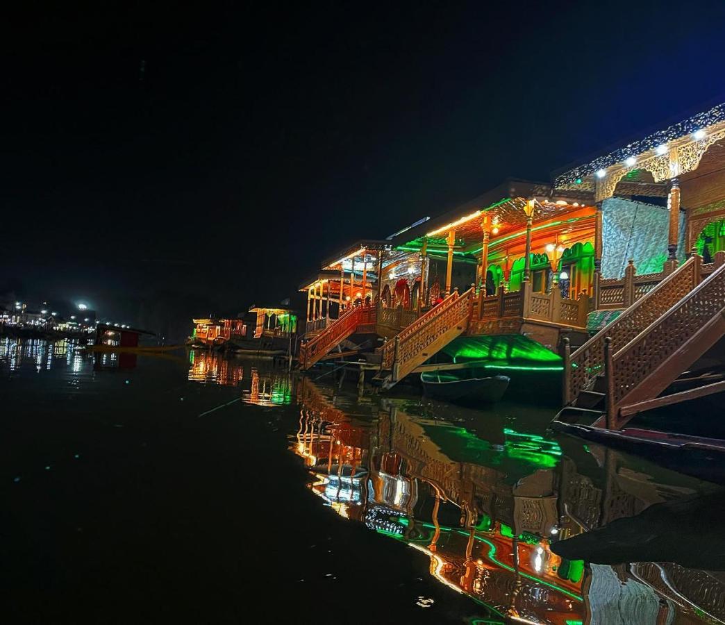 Srīnagar Lala Rukh Group Of Houseboats酒店 外观 照片