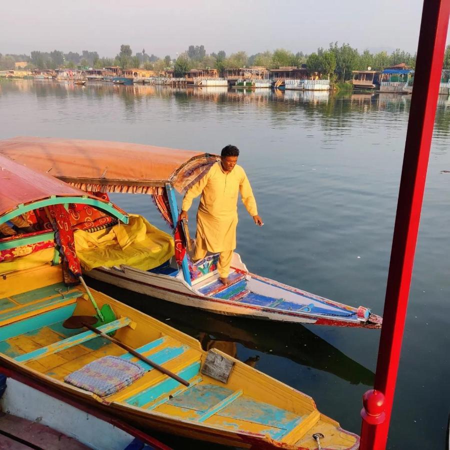 Srīnagar Lala Rukh Group Of Houseboats酒店 外观 照片