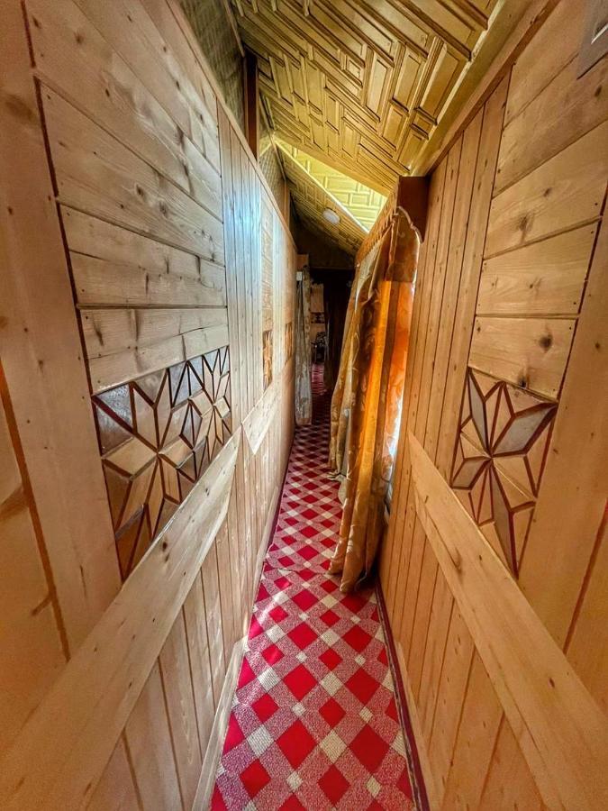 Srīnagar Lala Rukh Group Of Houseboats酒店 外观 照片