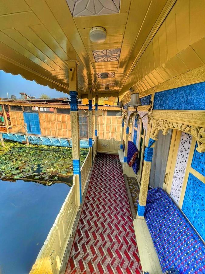 Srīnagar Lala Rukh Group Of Houseboats酒店 外观 照片
