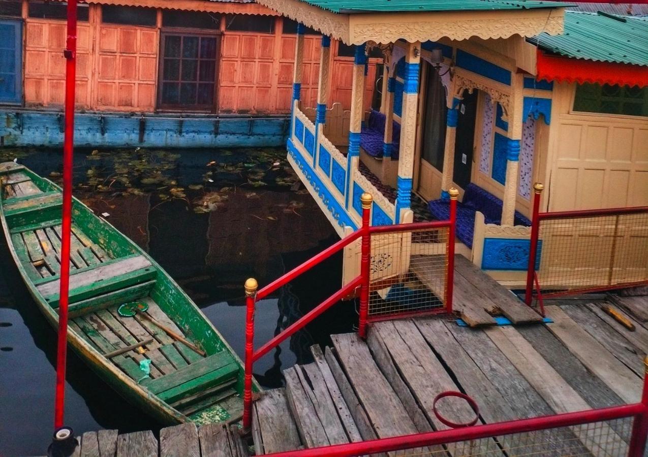 Srīnagar Lala Rukh Group Of Houseboats酒店 外观 照片