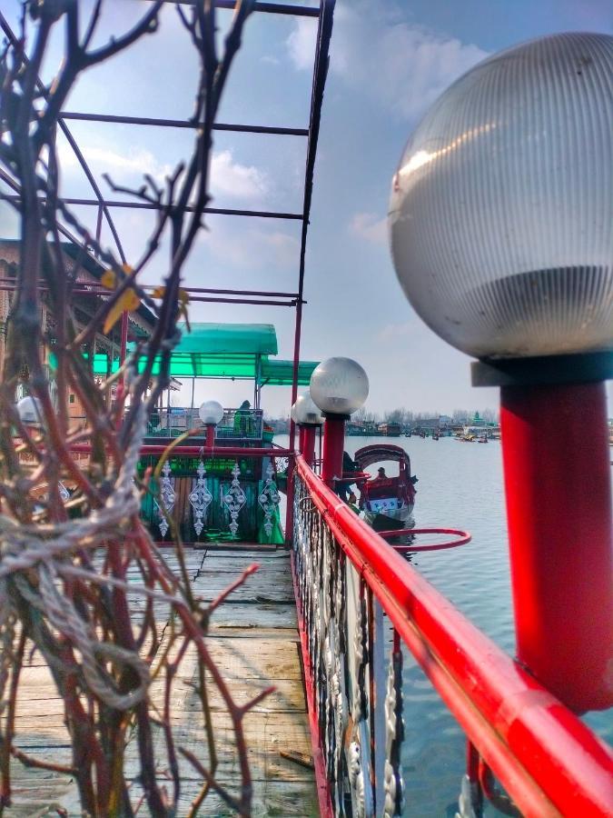 Srīnagar Lala Rukh Group Of Houseboats酒店 外观 照片